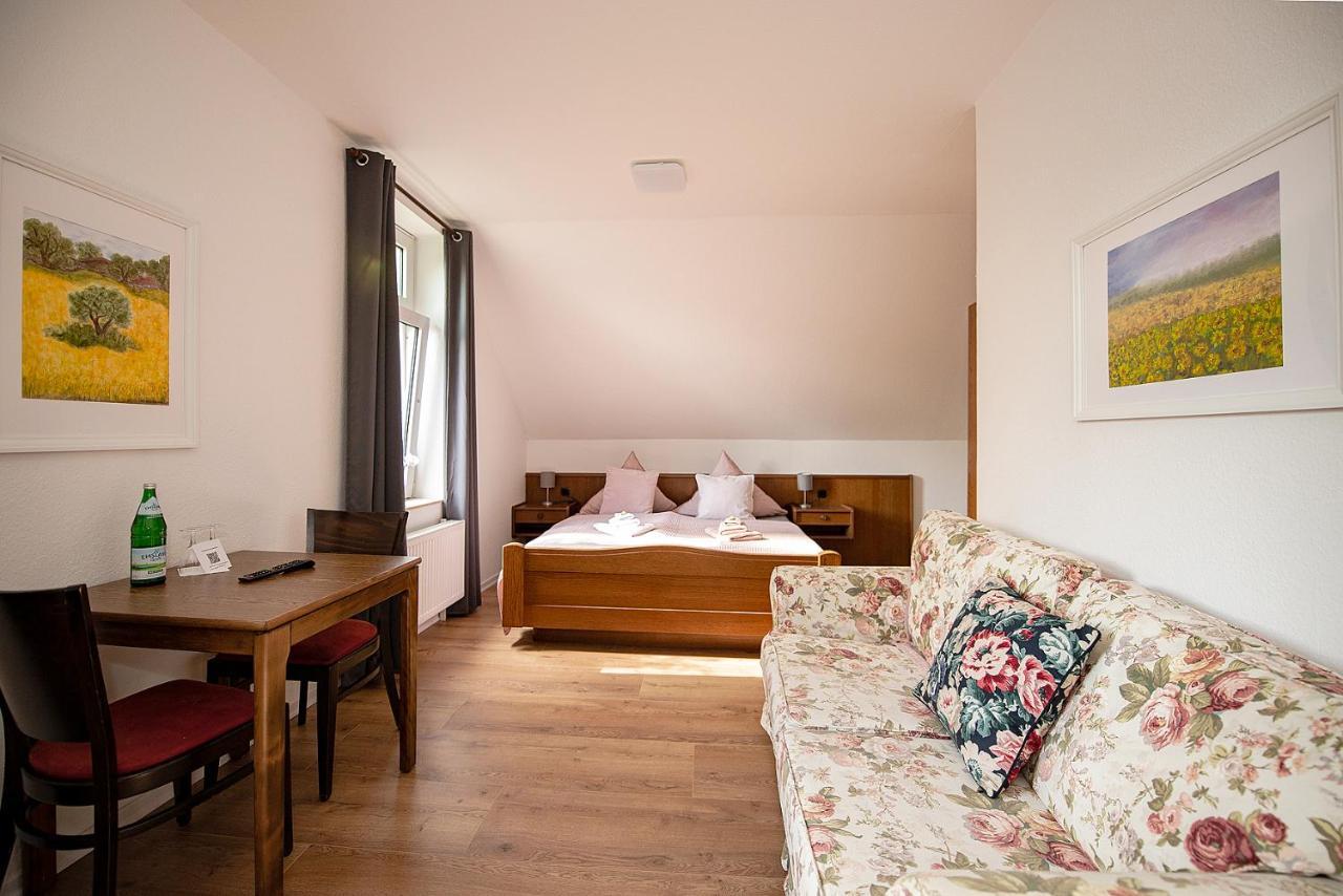Hotel Rehlinger Hof Rehlingen Zewnętrze zdjęcie