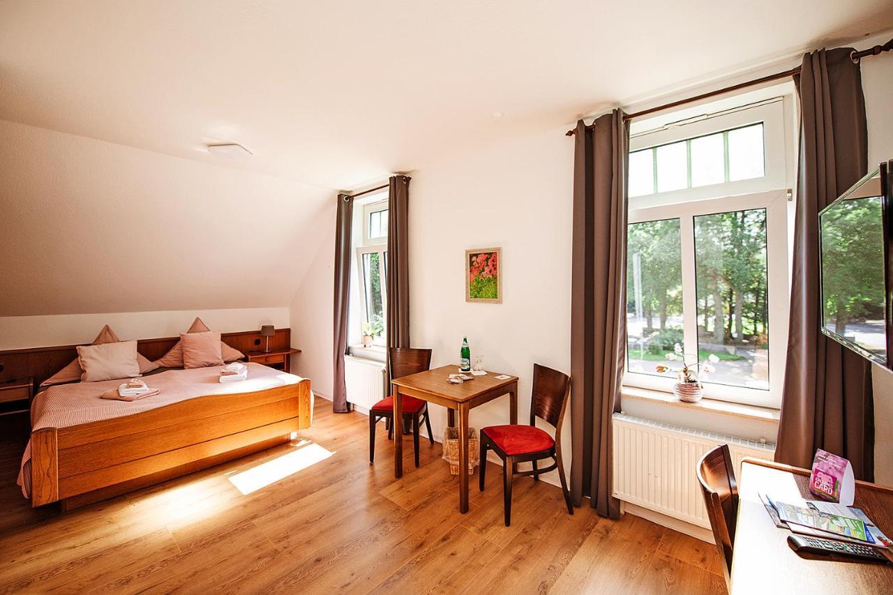 Hotel Rehlinger Hof Rehlingen Zewnętrze zdjęcie
